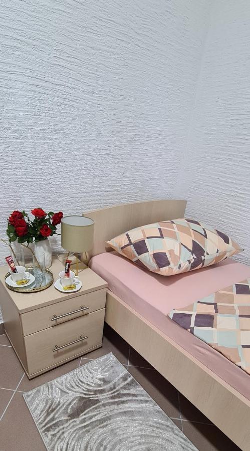 Ferienwohnung Prenociste Dubravka Livno Exterior foto